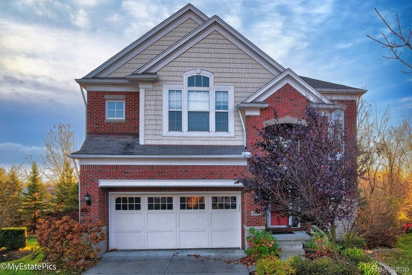45101 BARTLETT DR, NOVI, MI 48377 - Image bfa1d109929319e9c587371ebd72754e/1106524946