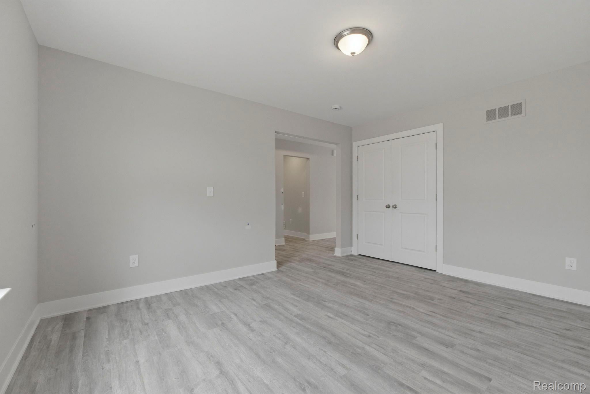 2279 Baltimore