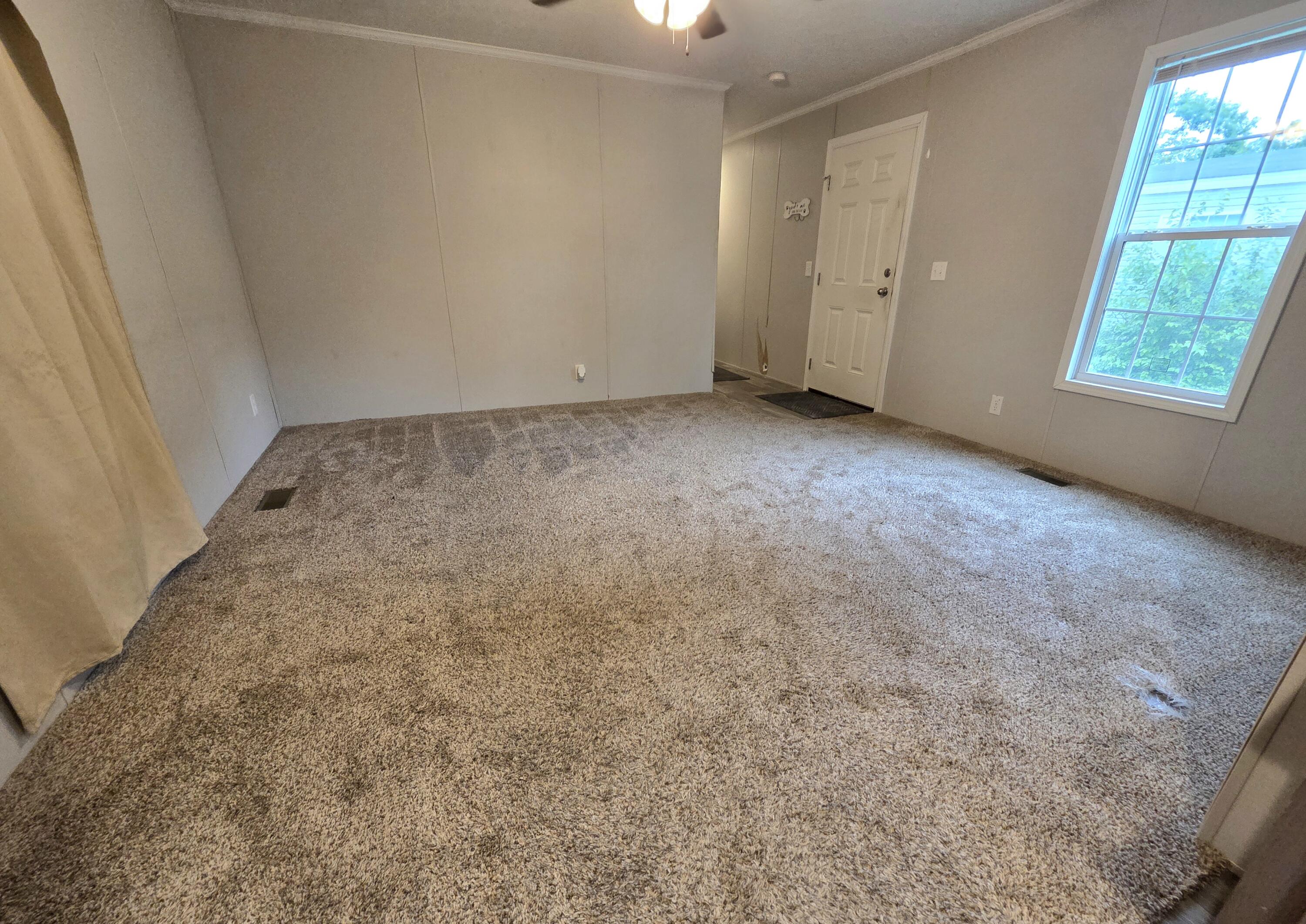 638 Courtland Lane
