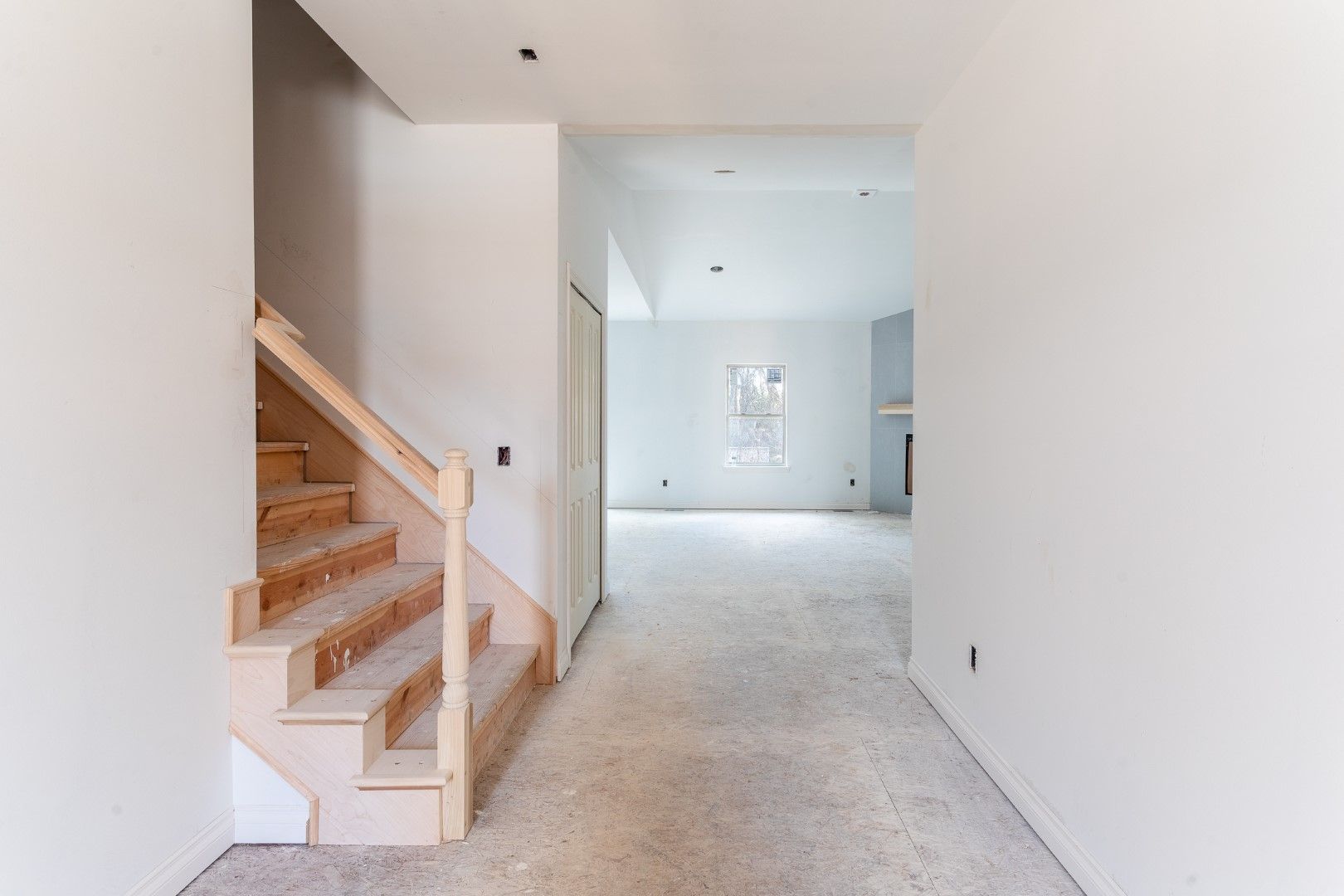 3201 ROMA COURT
