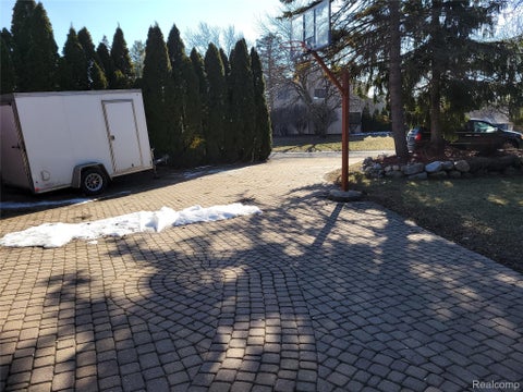 Tiny photo for 5549 Perrytown Drive, West Bloomfield Charter Township, MI 48322 (MLS # 20261083186)