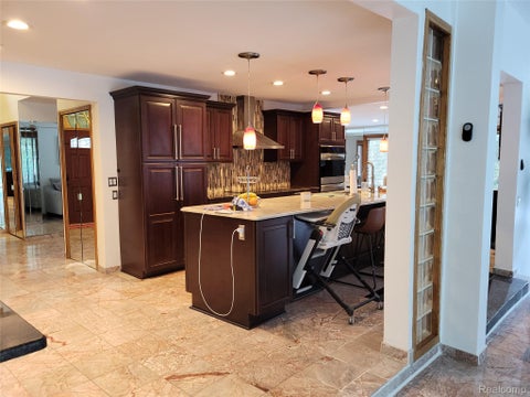 Tiny photo for 5549 Perrytown Drive, West Bloomfield Charter Township, MI 48322 (MLS # 20261083186)