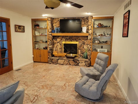 Tiny photo for 5549 Perrytown Drive, West Bloomfield Charter Township, MI 48322 (MLS # 20261083186)
