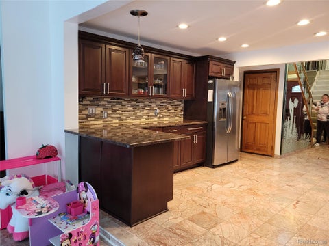 Tiny photo for 5549 Perrytown Drive, West Bloomfield Charter Township, MI 48322 (MLS # 20261083186)