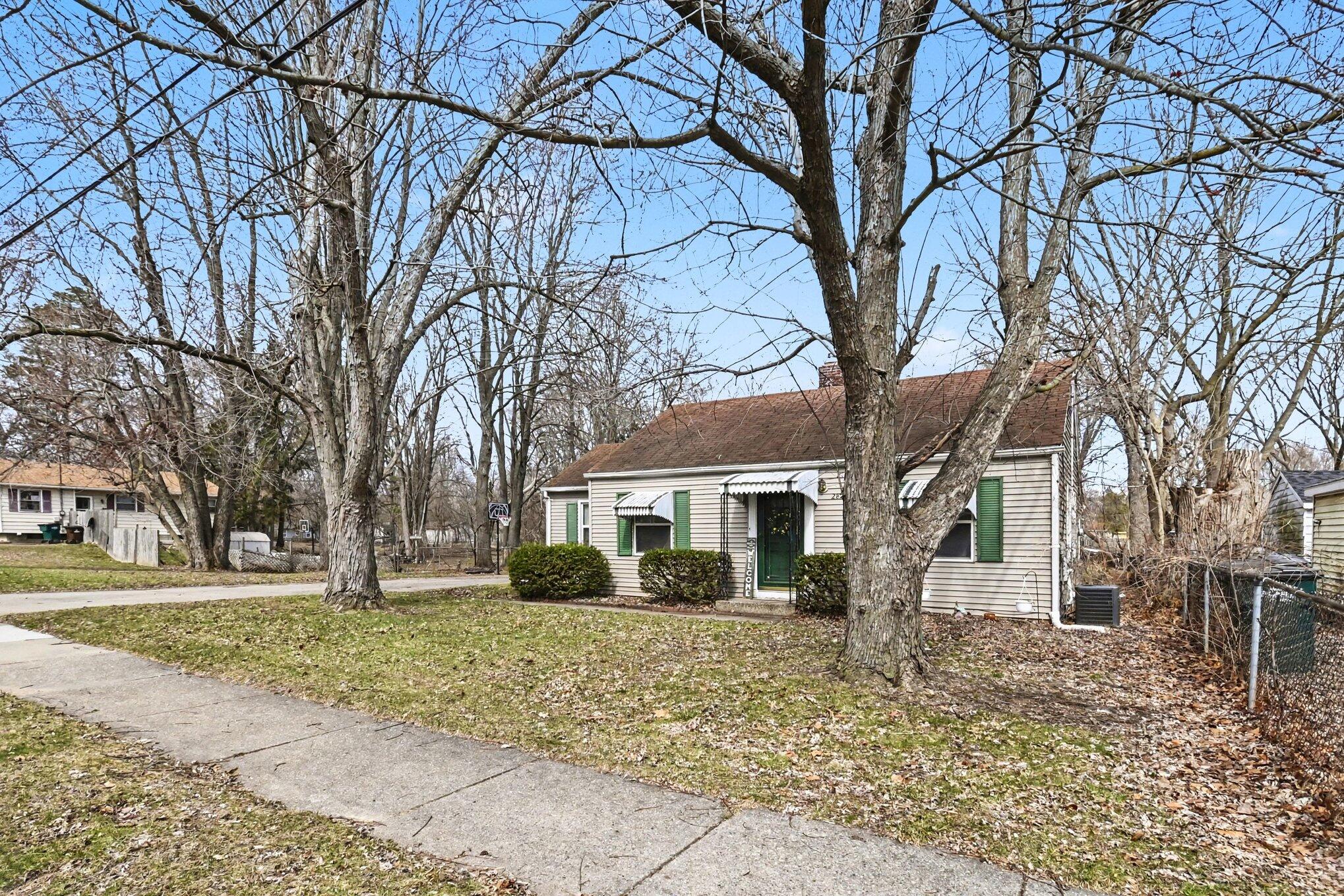 2820 Reo Road