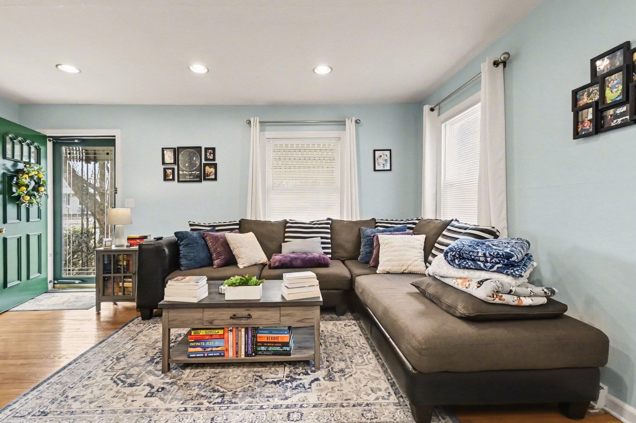 2820 Reo Road