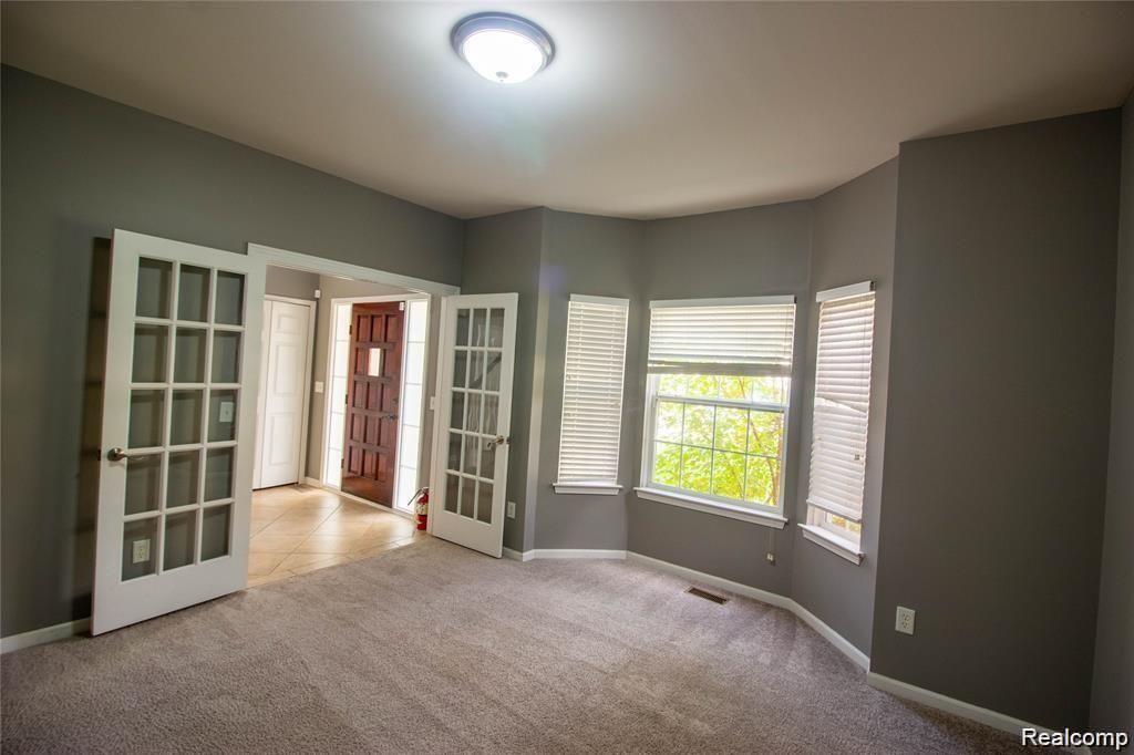 1058 ARTHUR Drive
