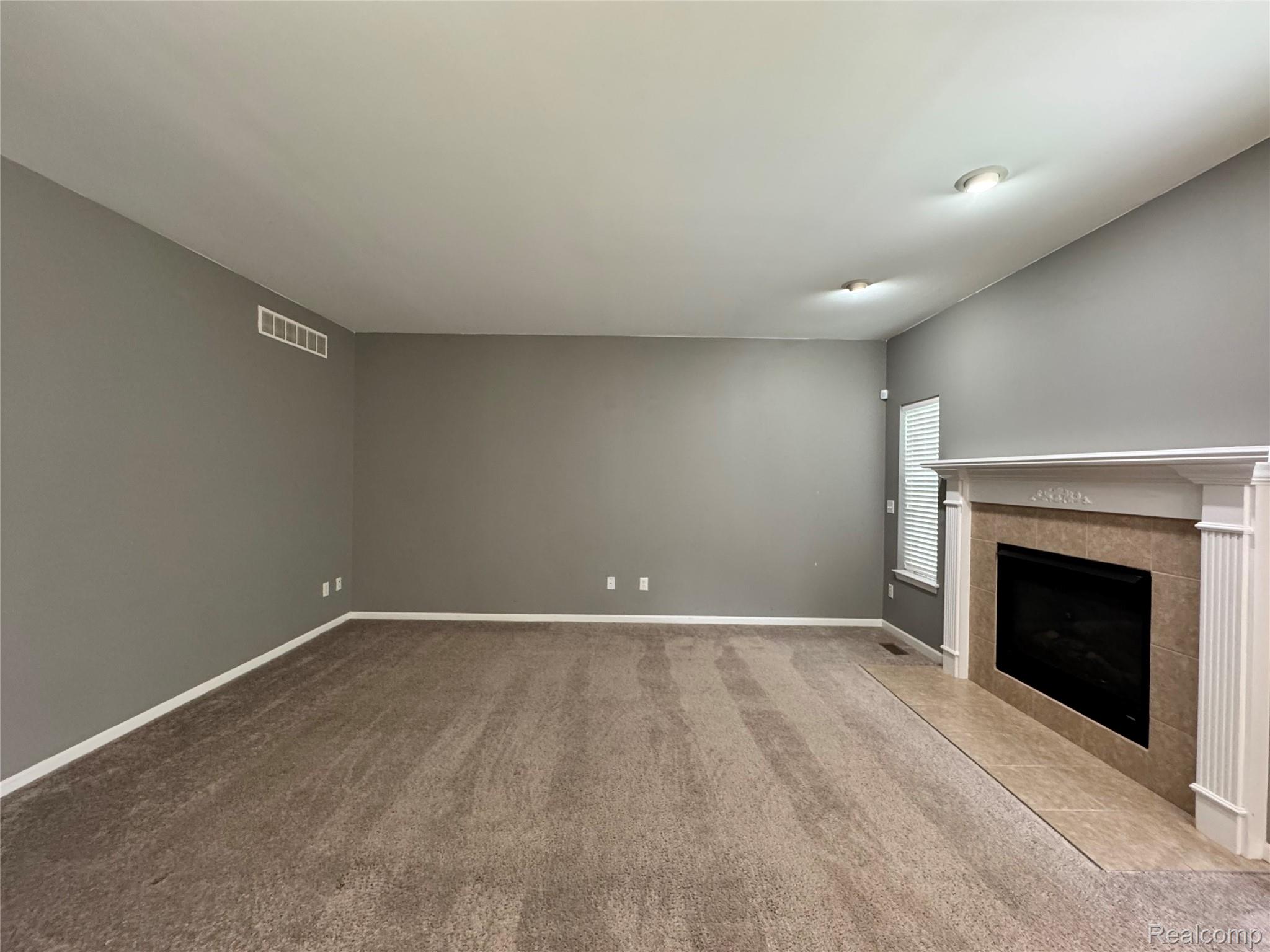 1058 ARTHUR Drive