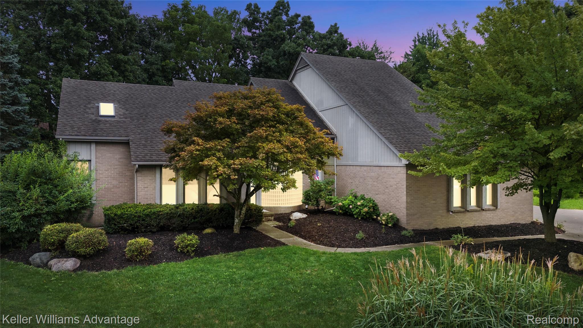 24454 Redwing Drive