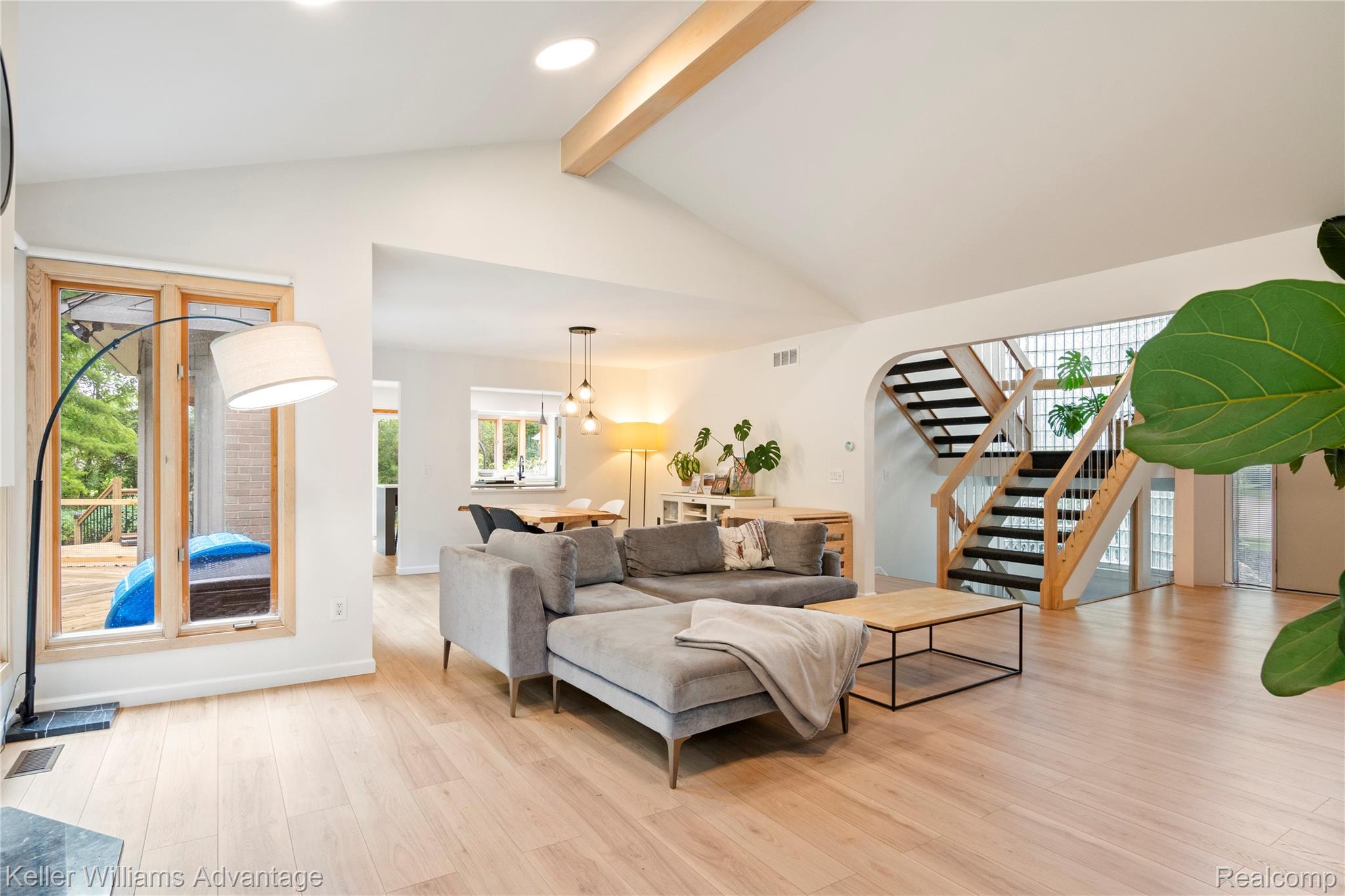 24454 Redwing Drive