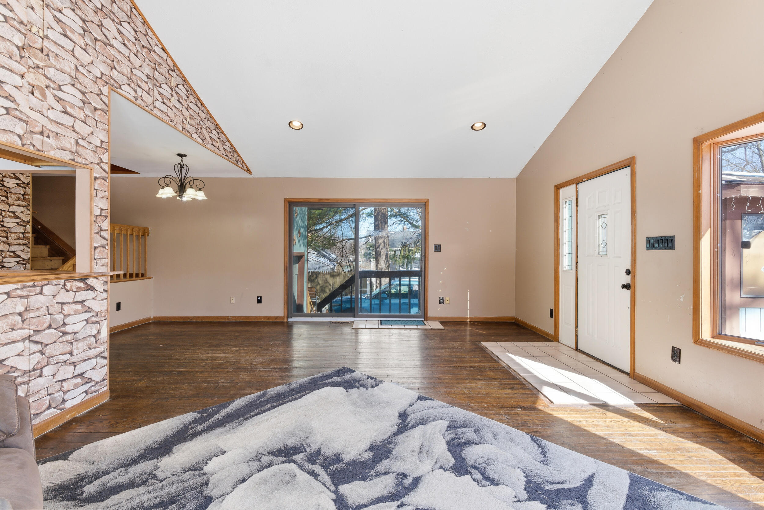 1452 Langfield Street