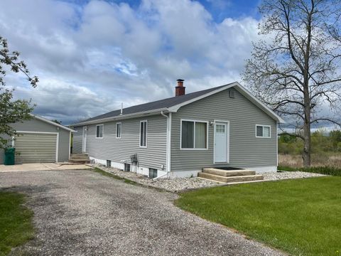 2374 S M 30 Ogemaw Township MI 48661