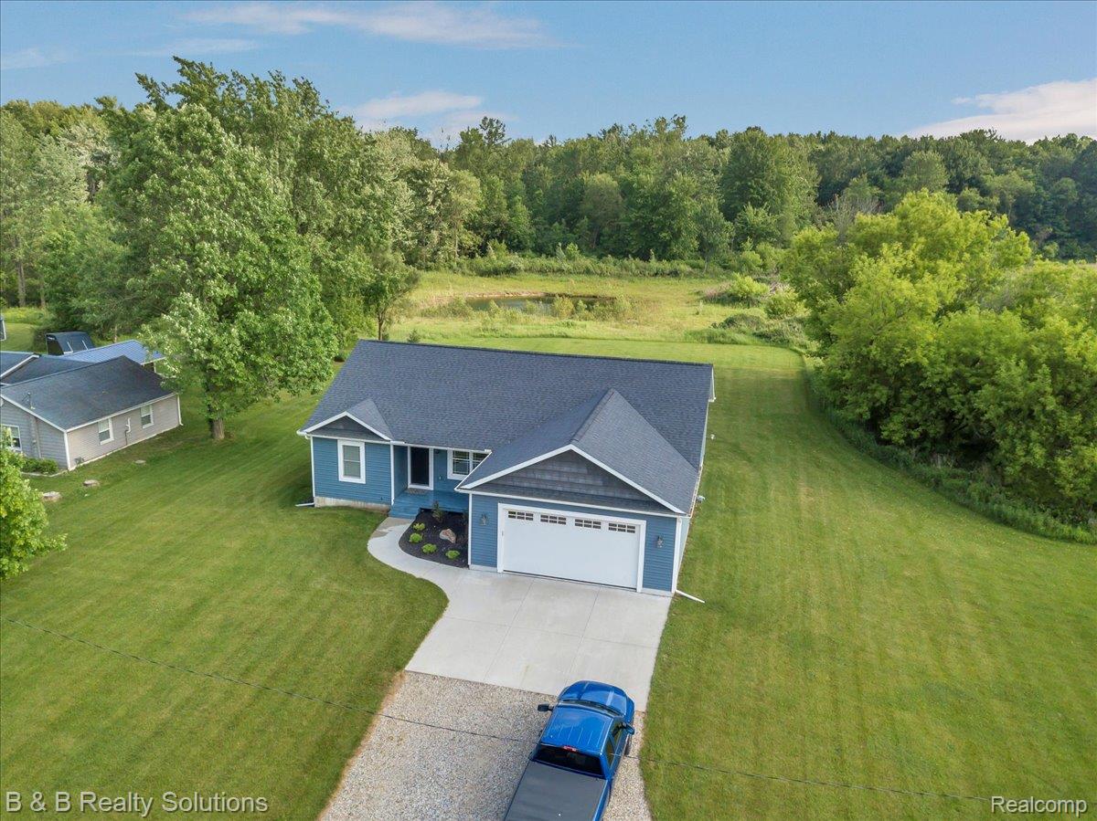 453 Angle Road