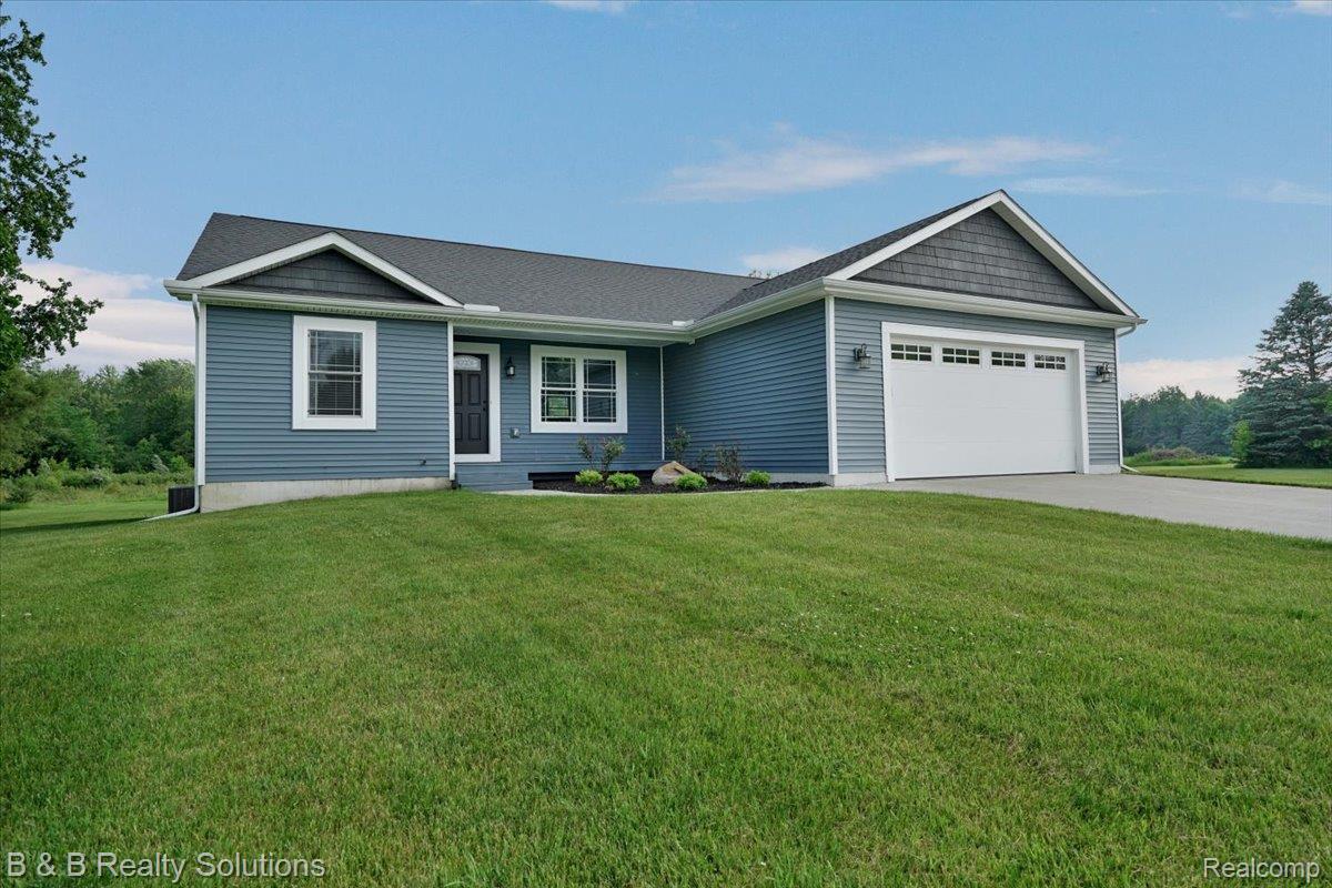 453 Angle Road