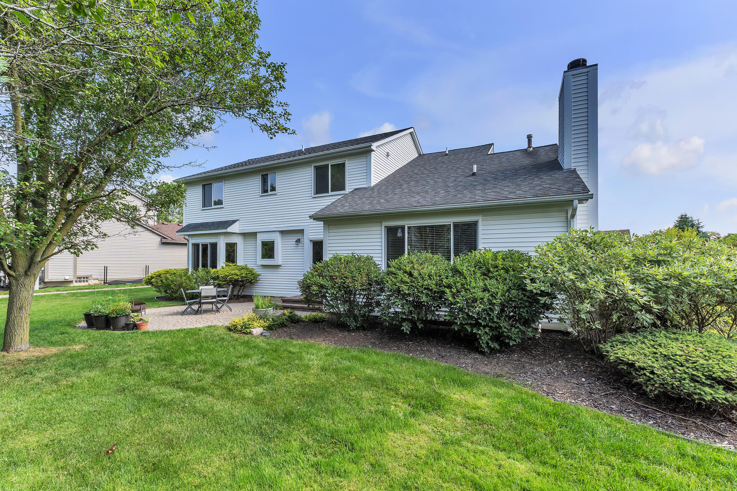 2690 Chateau Court
