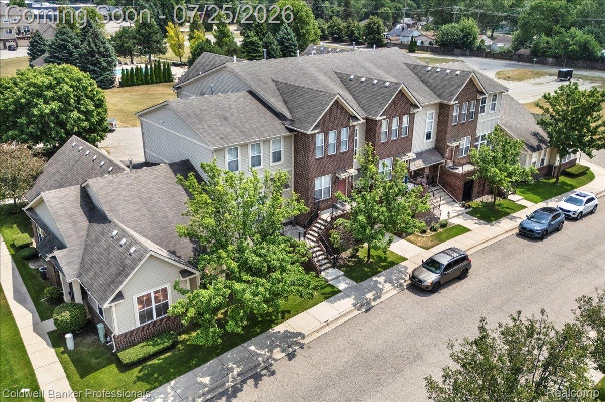1385 Parkcrest Drive