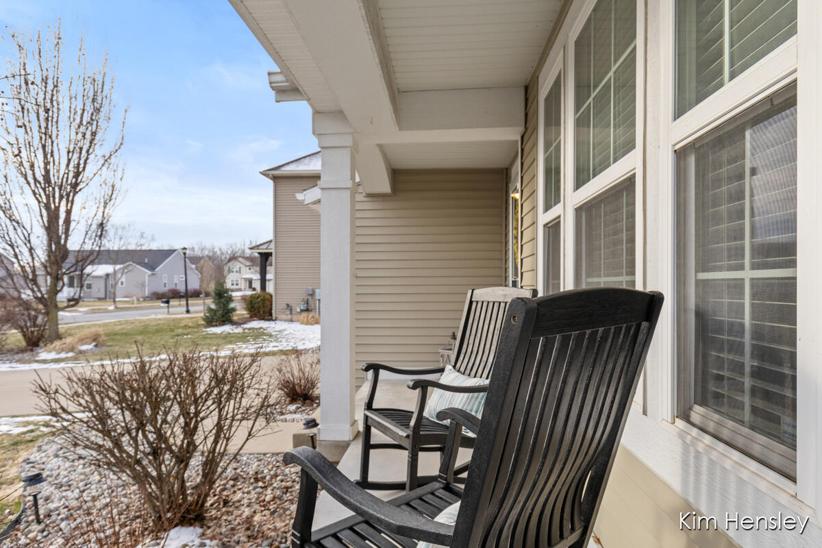 663 Orchard Court NE