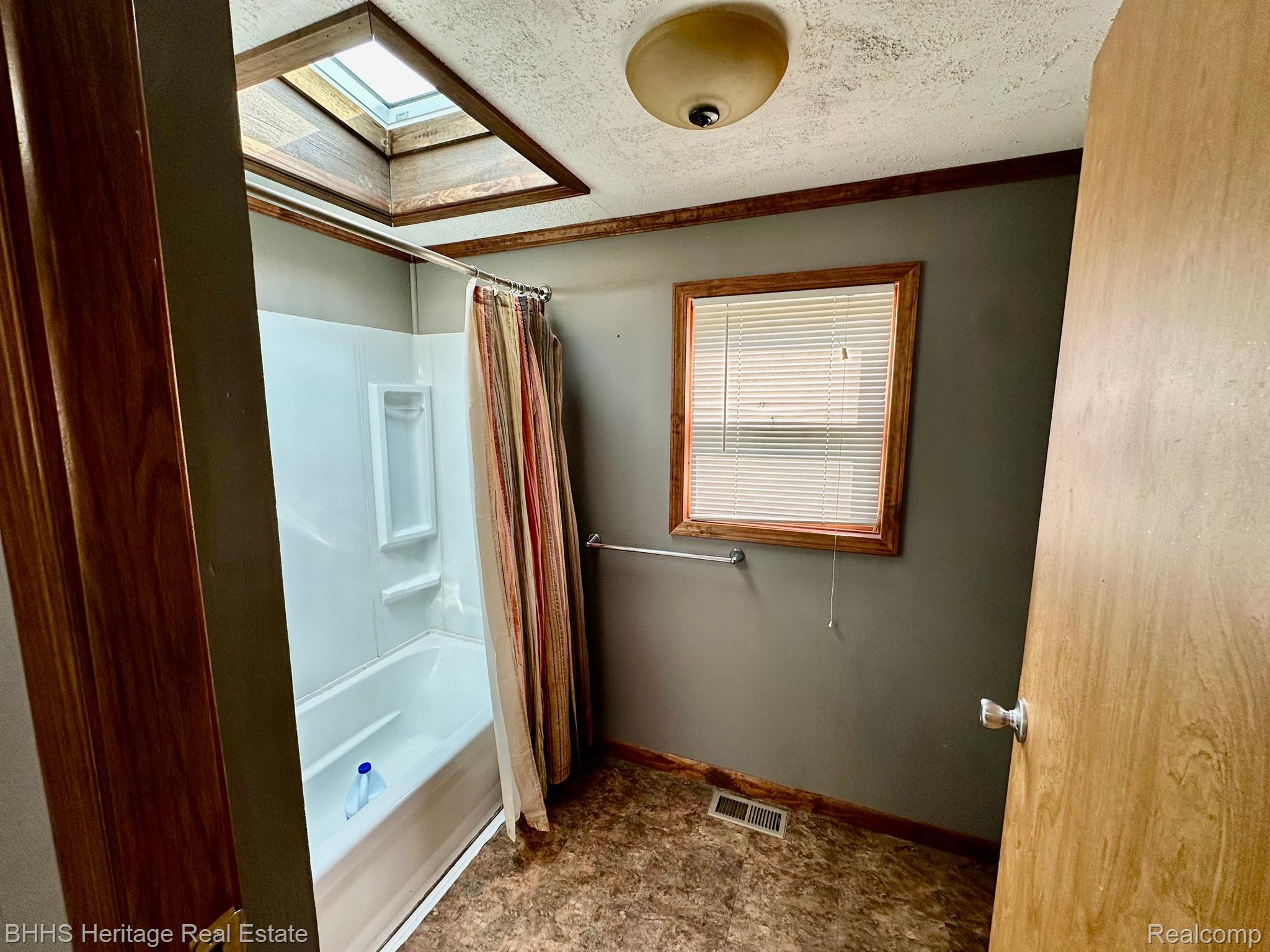 Iosco Township Livingston, Michigan 48836, United States, 3 Bedrooms Bedrooms, ,2 BathroomsBathrooms,Residential,Active,116897