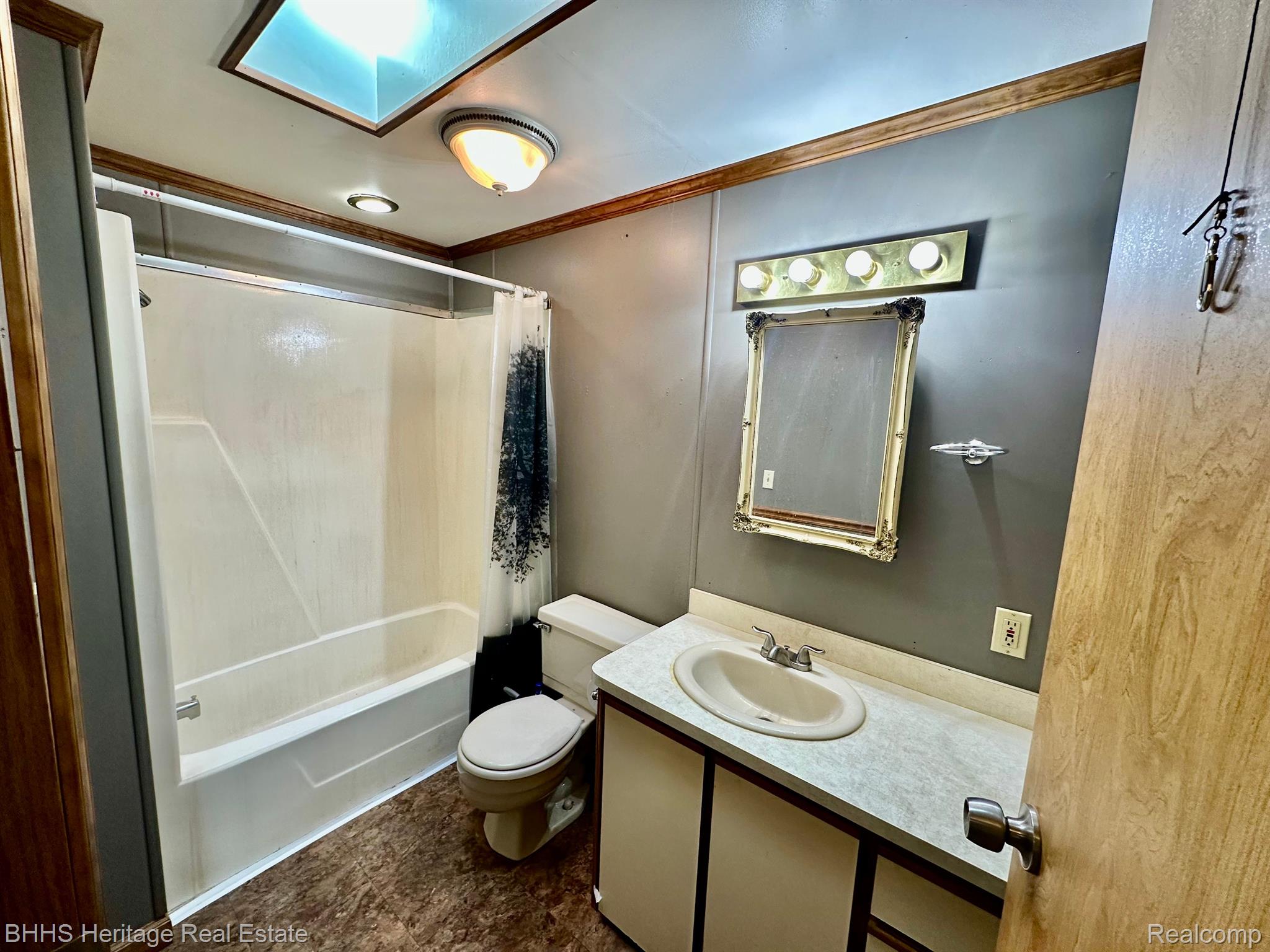 Iosco Township Livingston, Michigan 48836, United States, 3 Bedrooms Bedrooms, ,2 BathroomsBathrooms,Residential,Active,116897