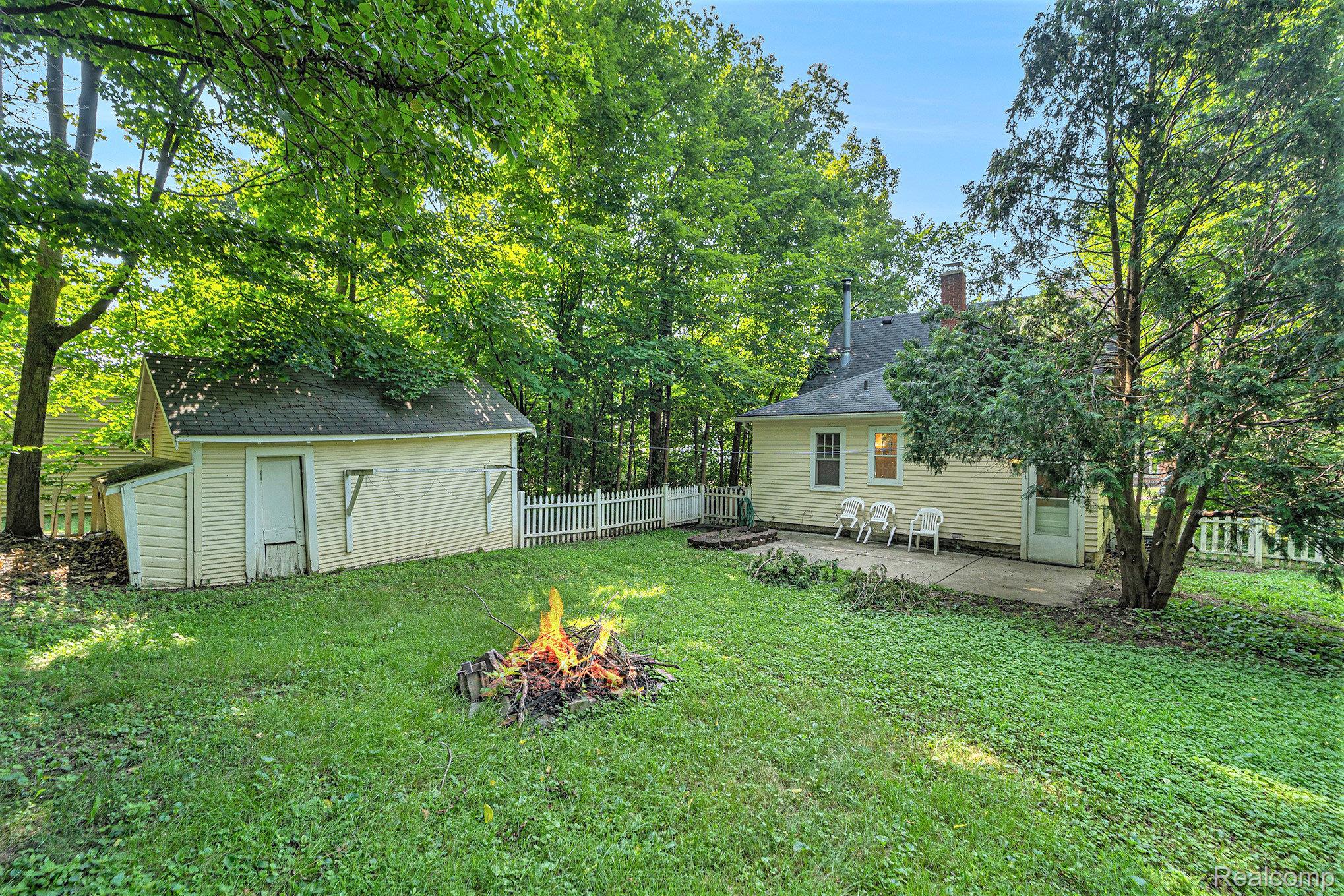 46044 Norton Court