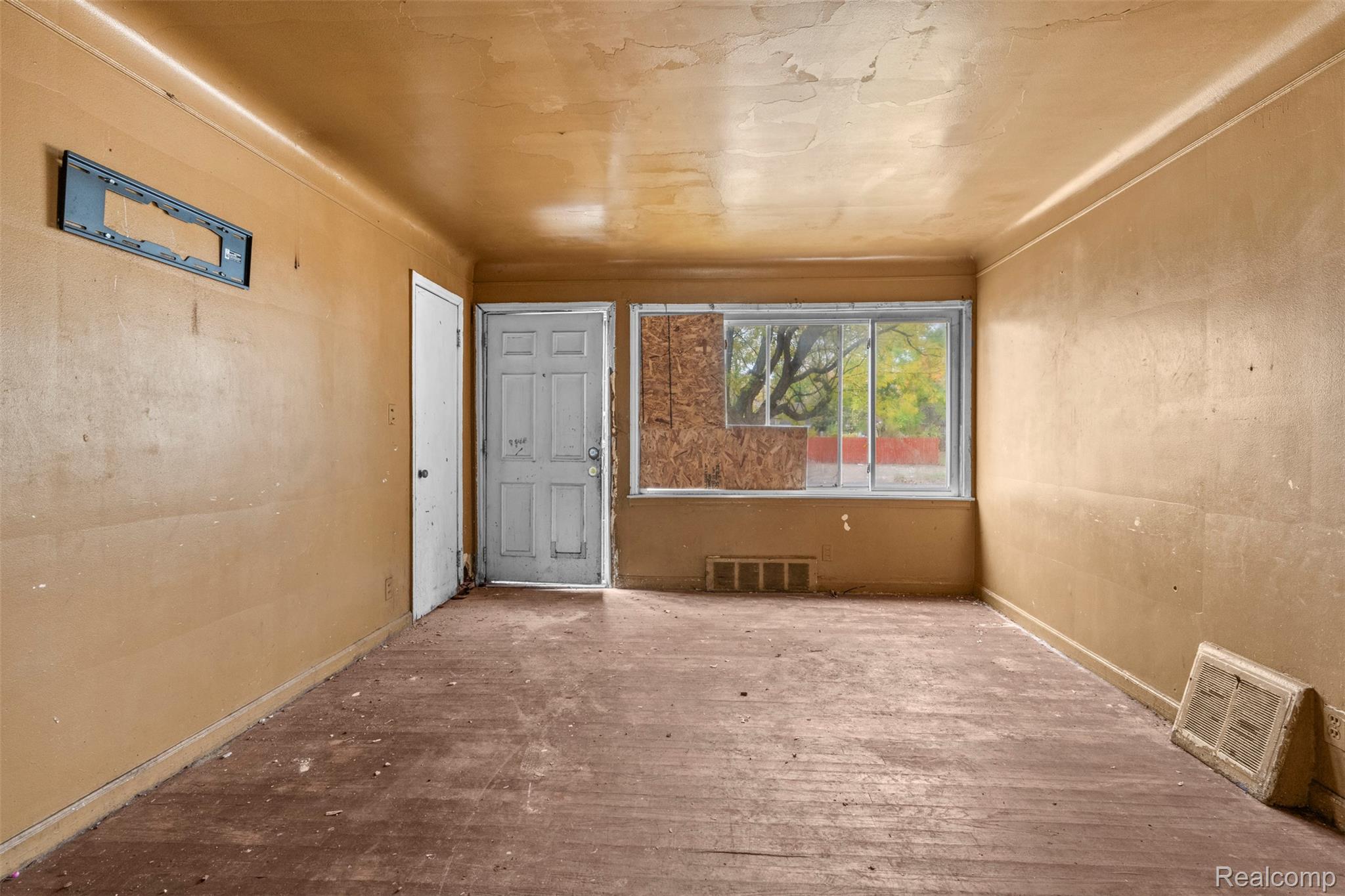 18467 Evergreen Road