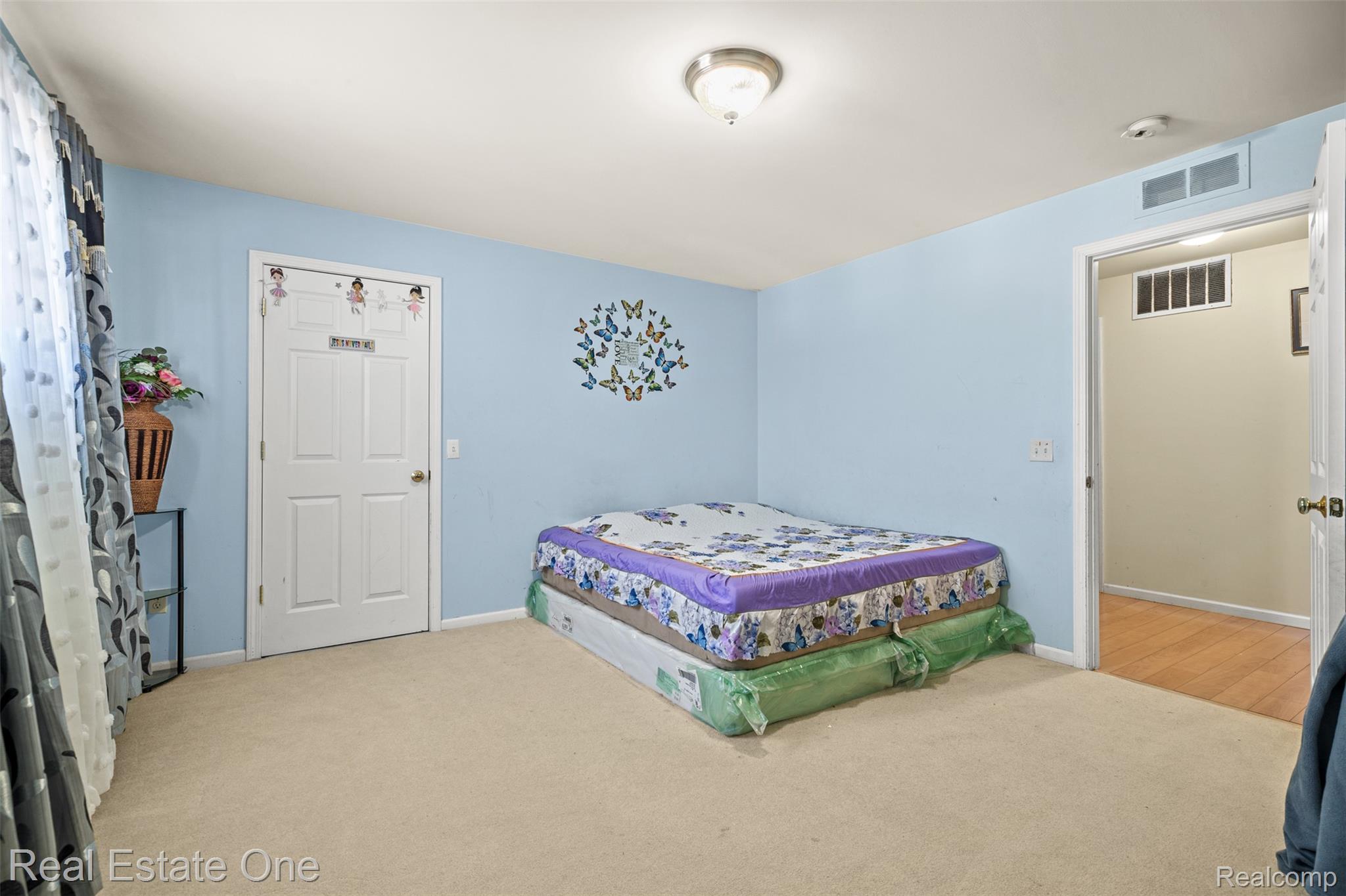 21628 Majestic Drive