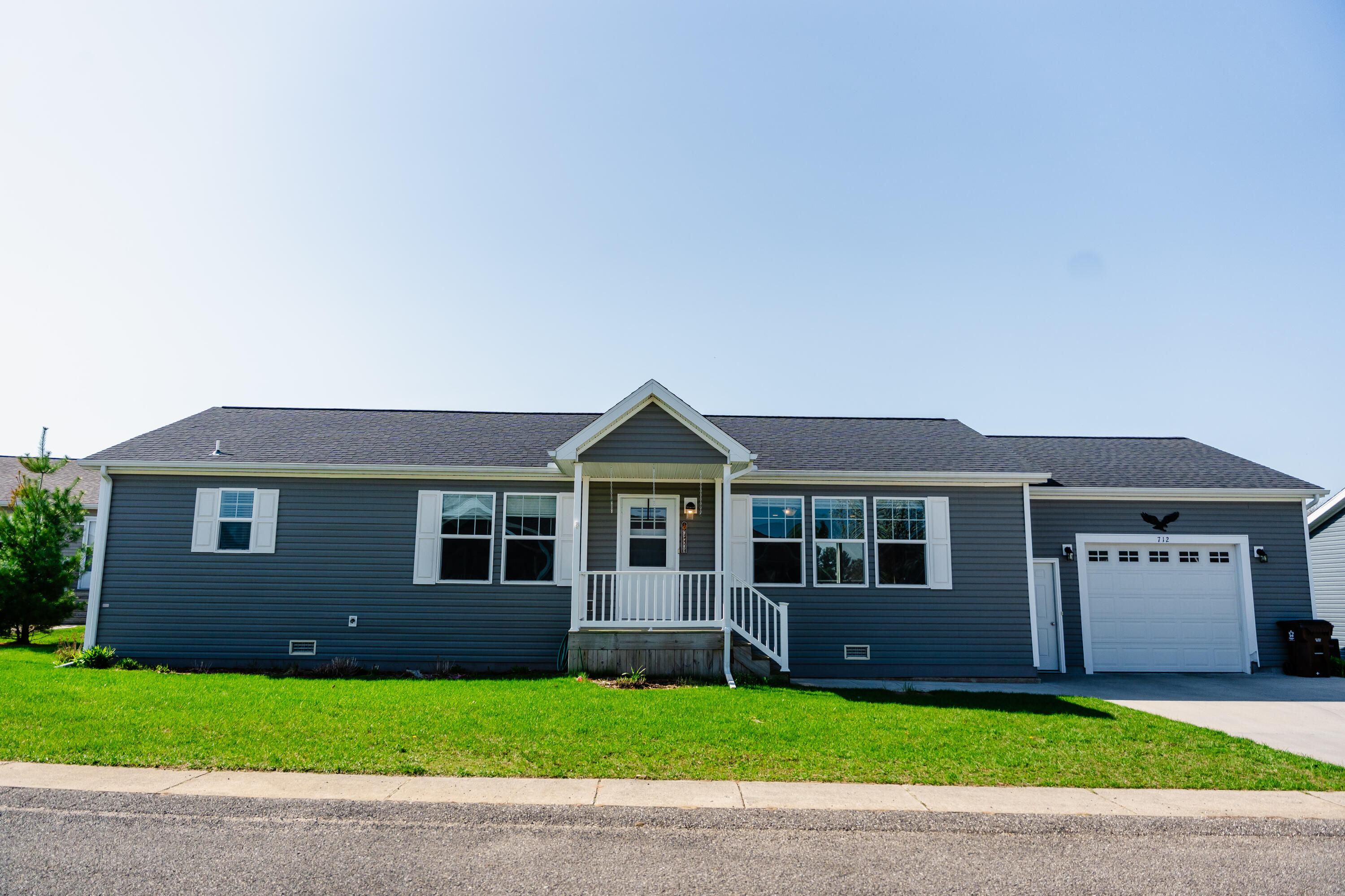 712 Peach Lane