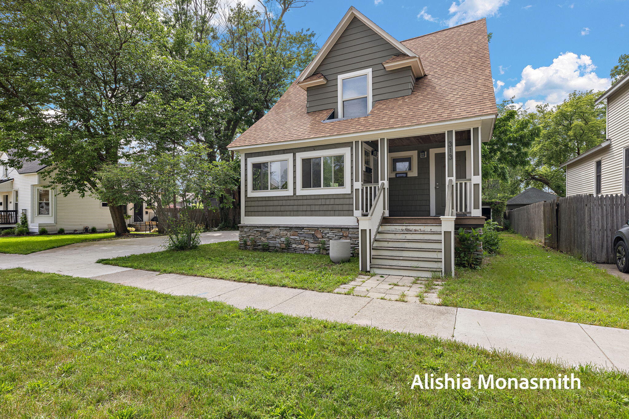 313 N 5th Street