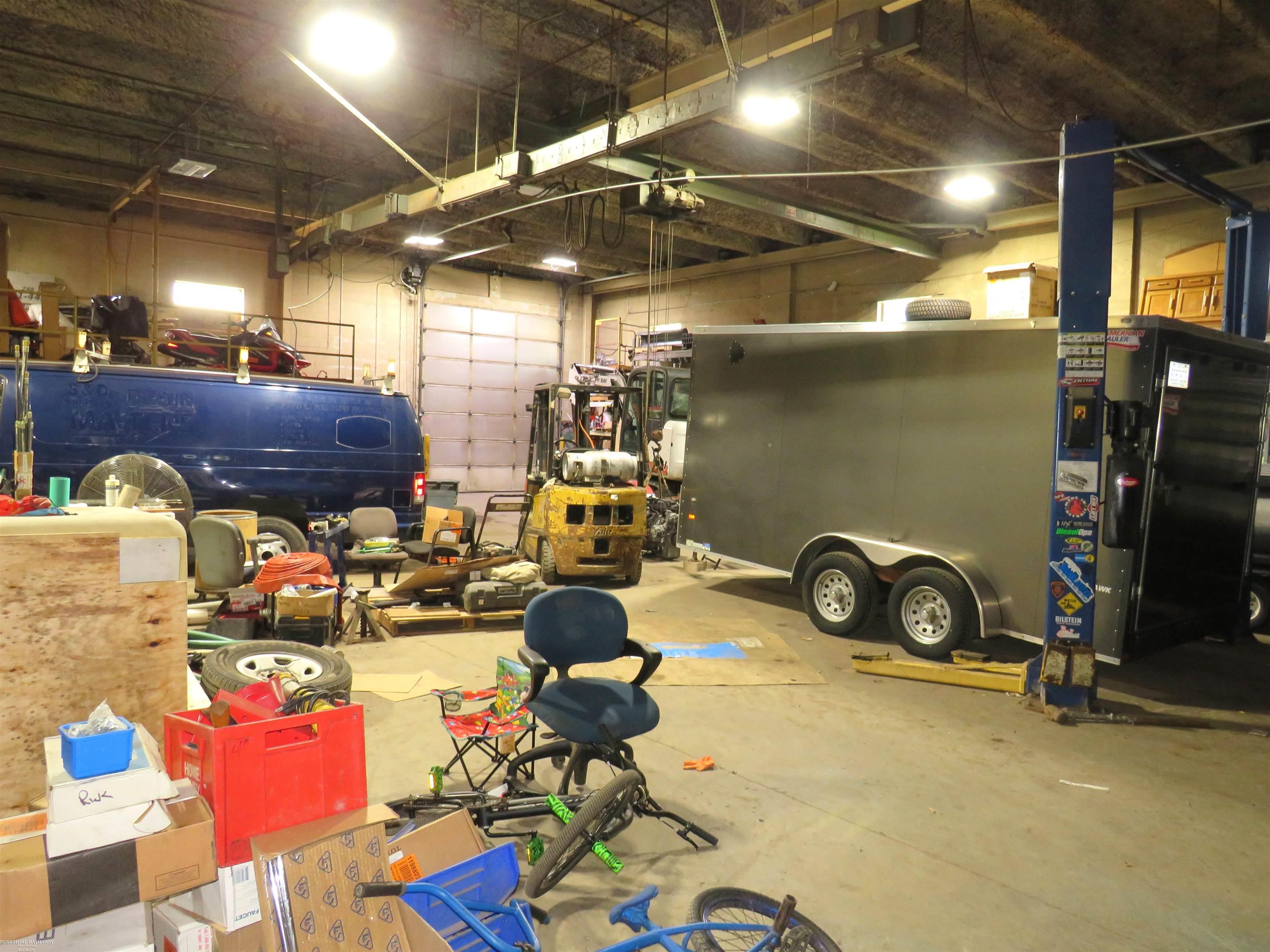 Warren, Michigan 48089, United States, ,Commercial,Pending,48991