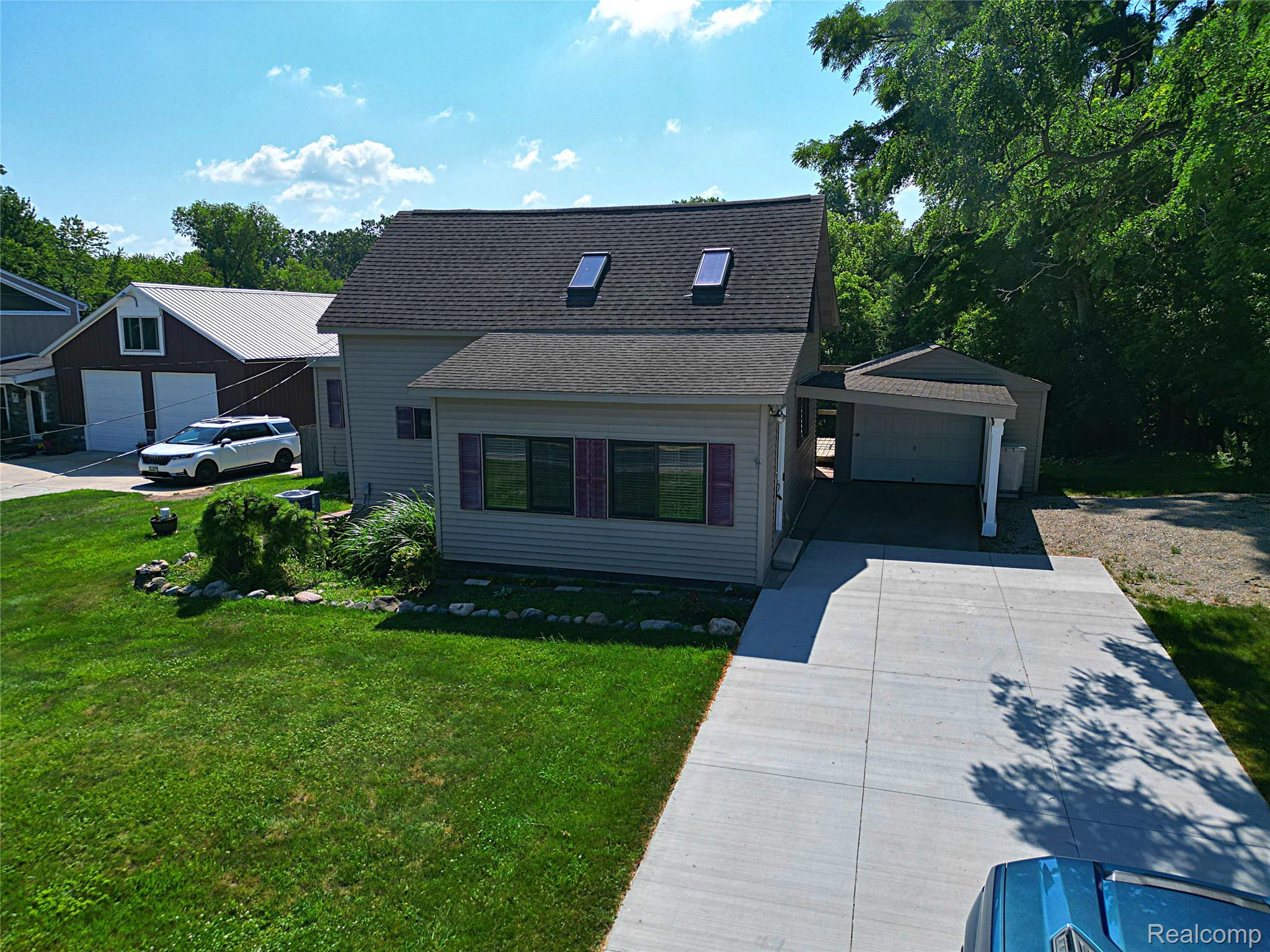 412 E Shore Drive