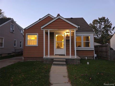 Photo for 294 Charlevoix Street