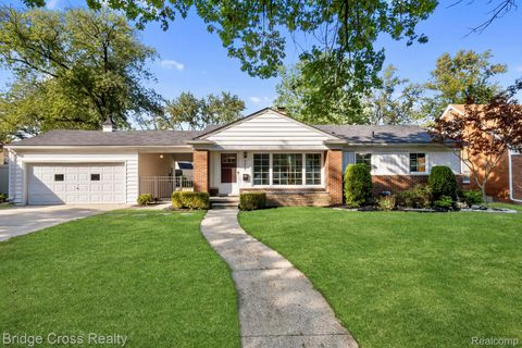 2614 Essex Street Royal Oak City MI 48073