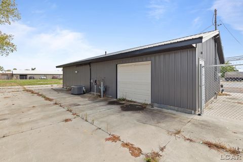 1105 E Beecher Street Adrian City MI 49221