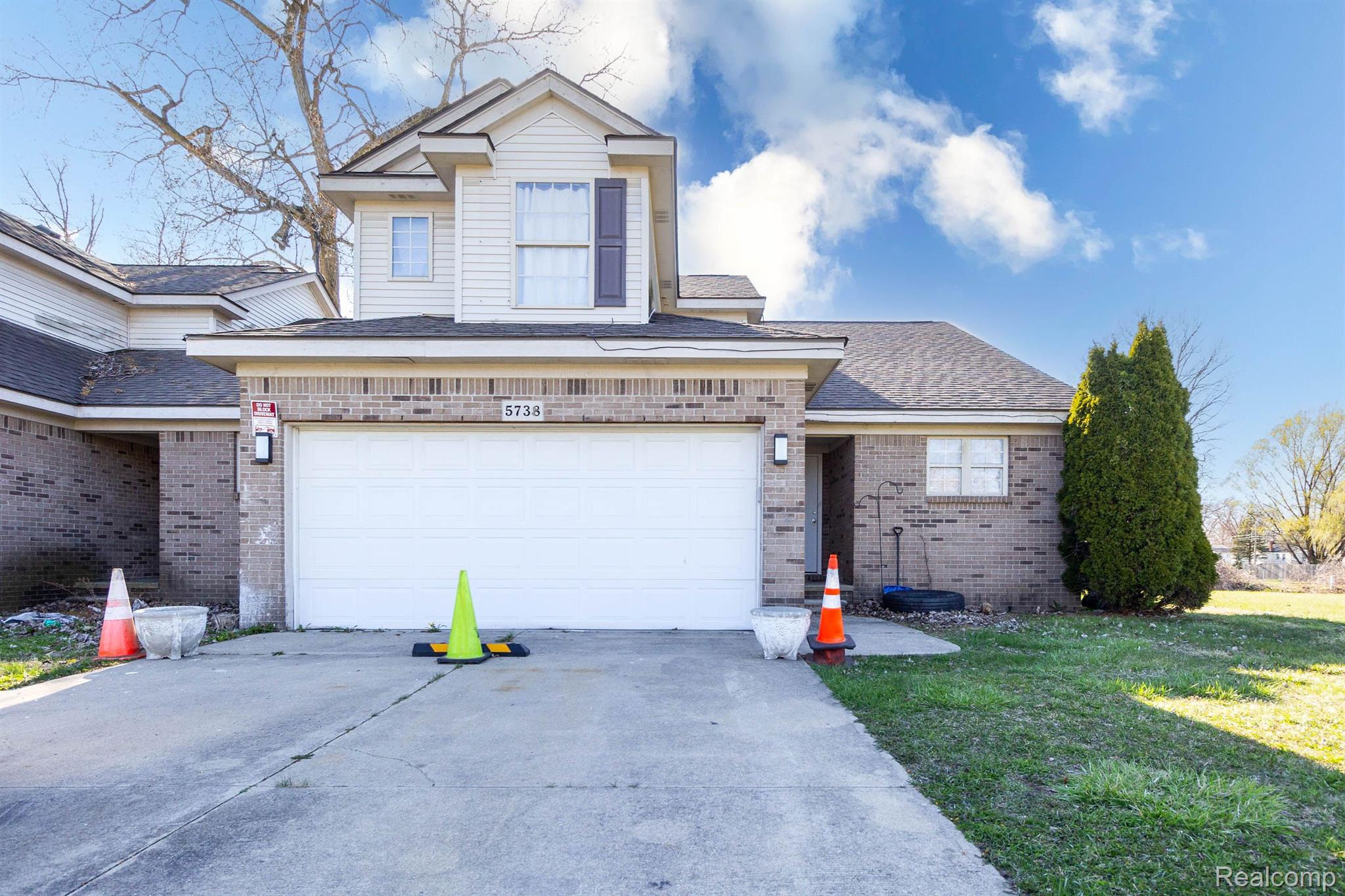 5750 South Ridge