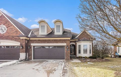 21114 Lilac Lane Clinton Charter Township MI 48036