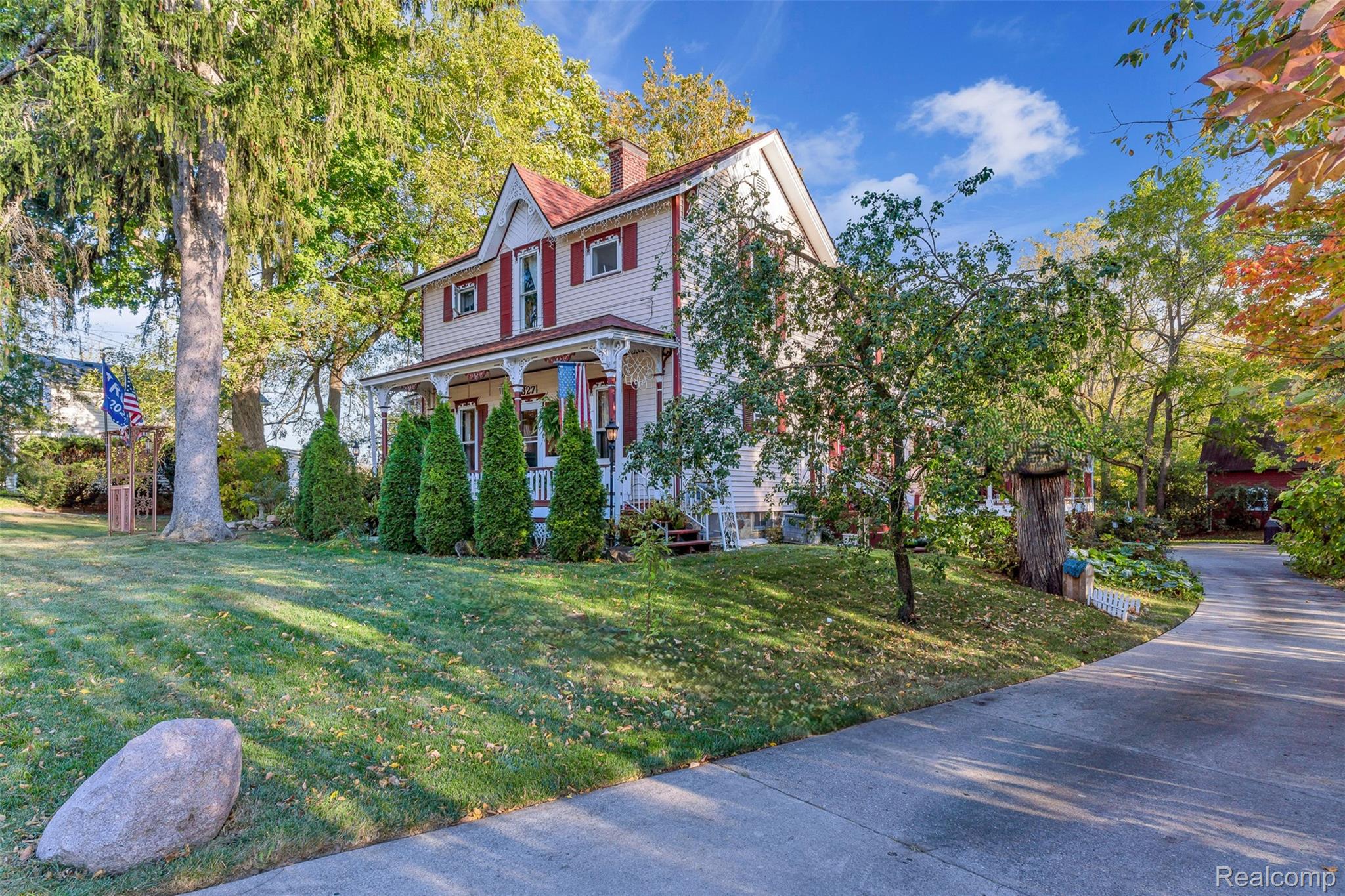 327 Reid Road