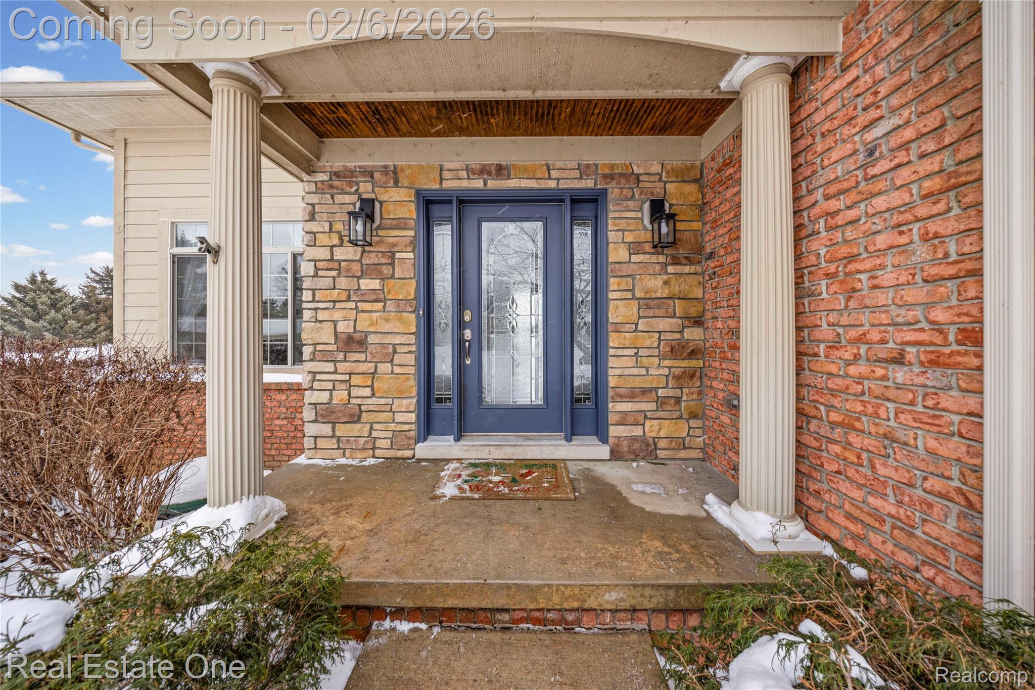 3241 Ledgewood Court E