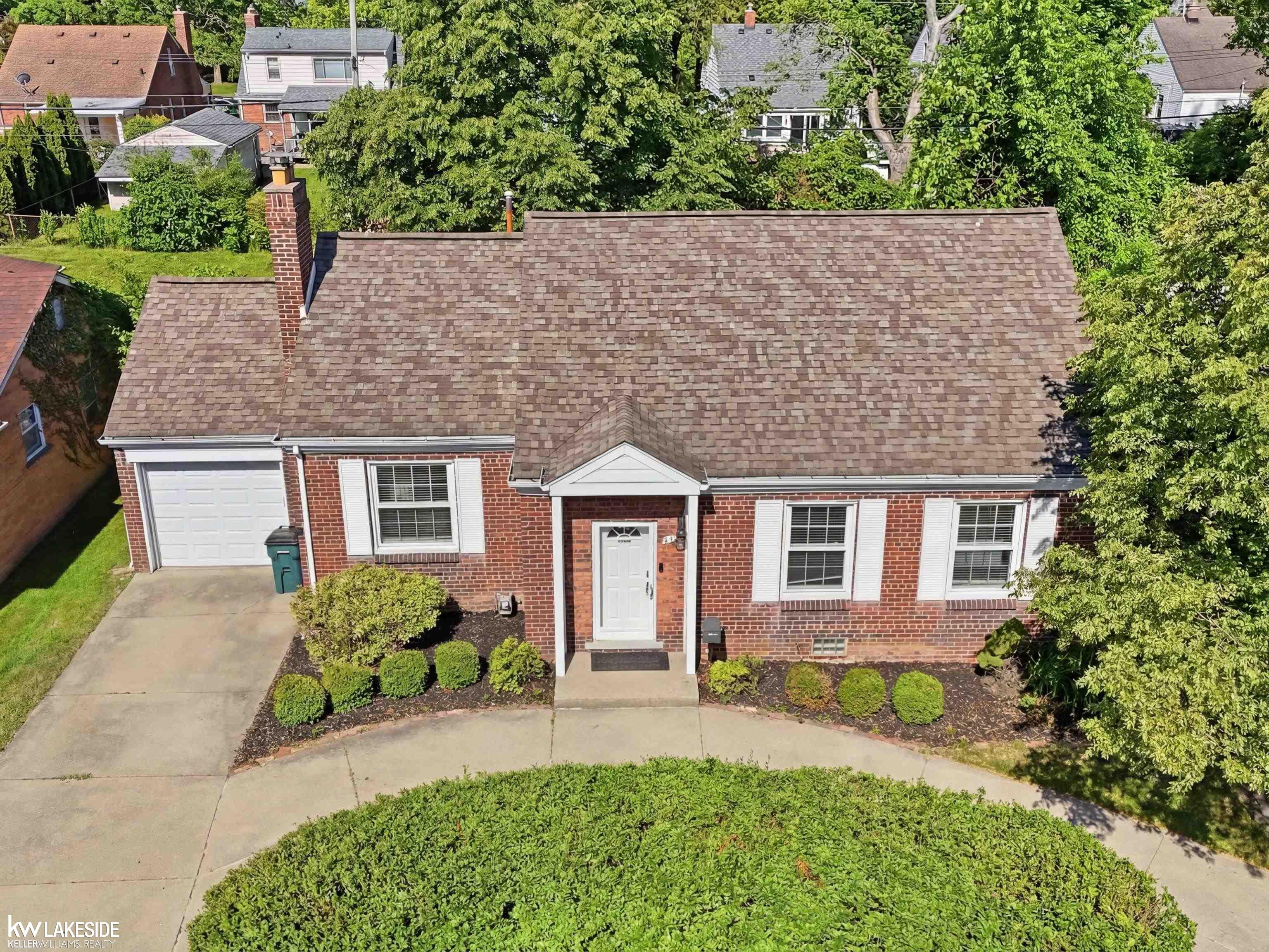 131 N CAMPBELL Road