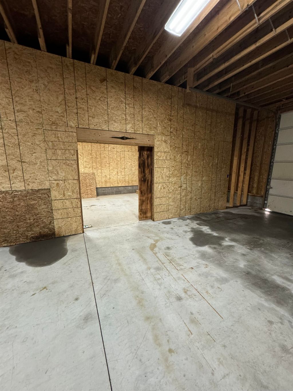 listing image 75