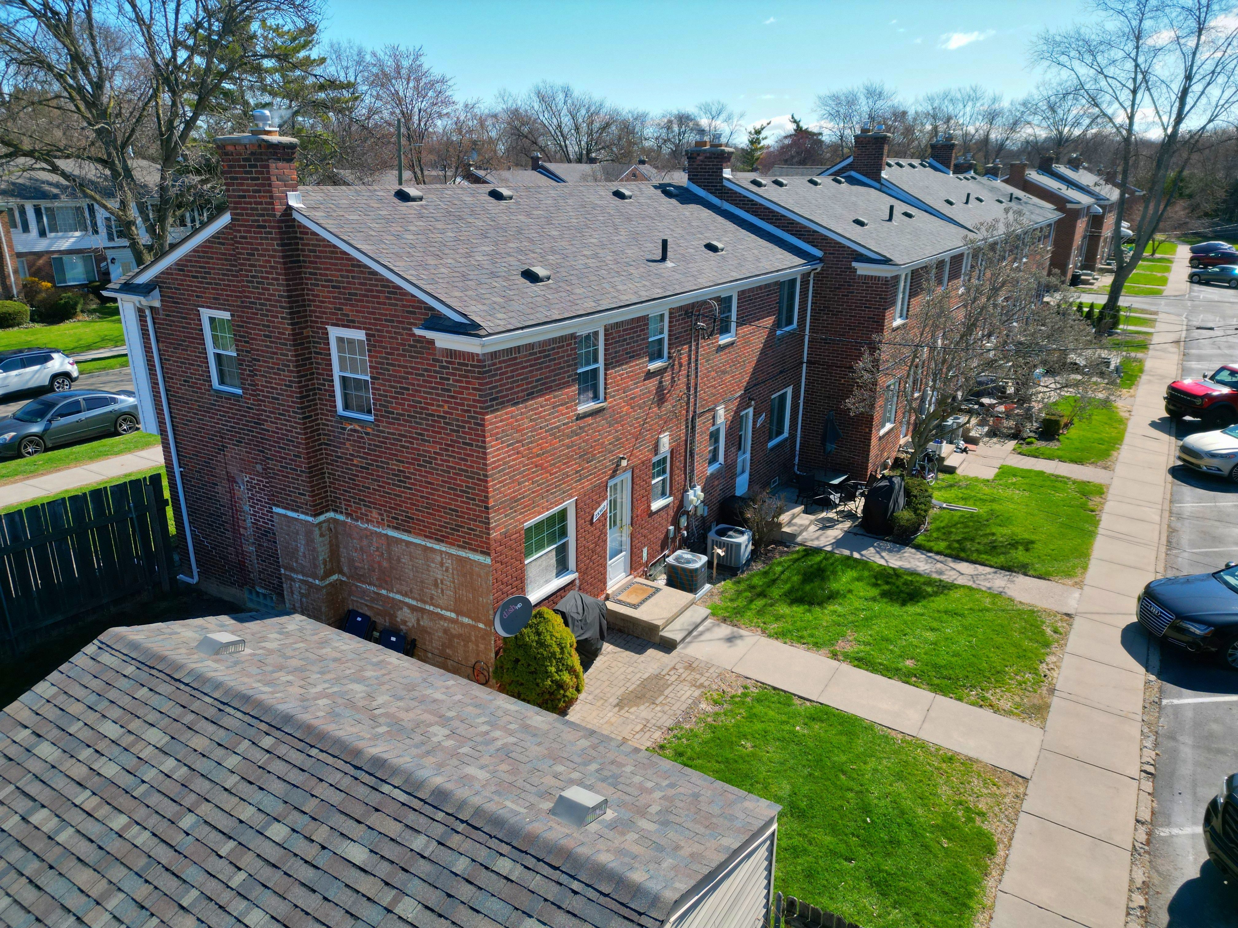 23300 EDSEL FORD Court 25