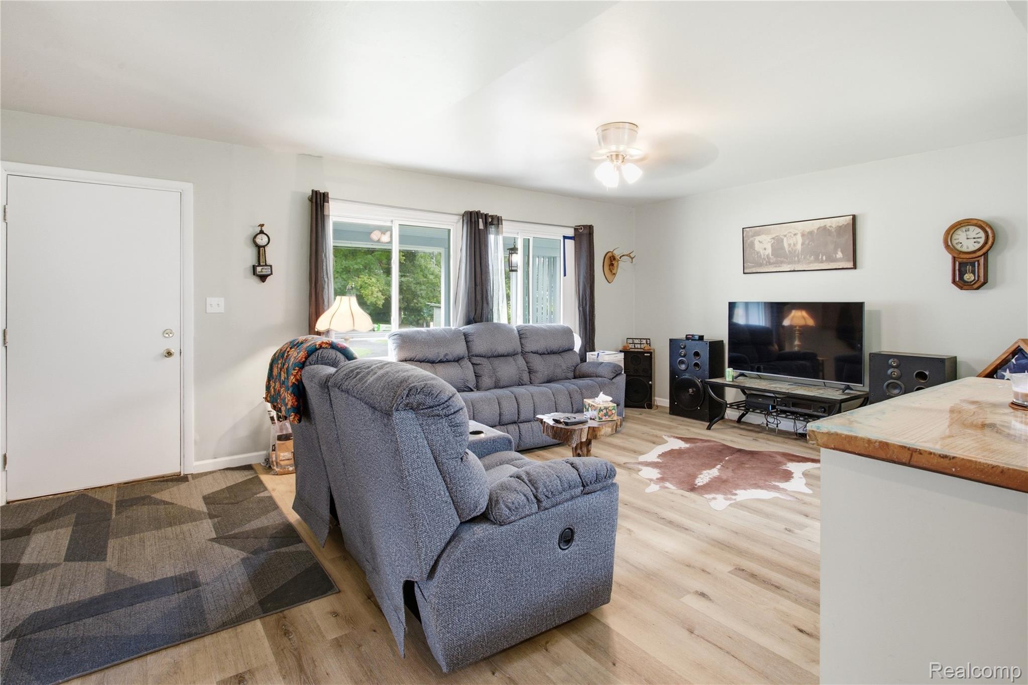 4945 Miller Road