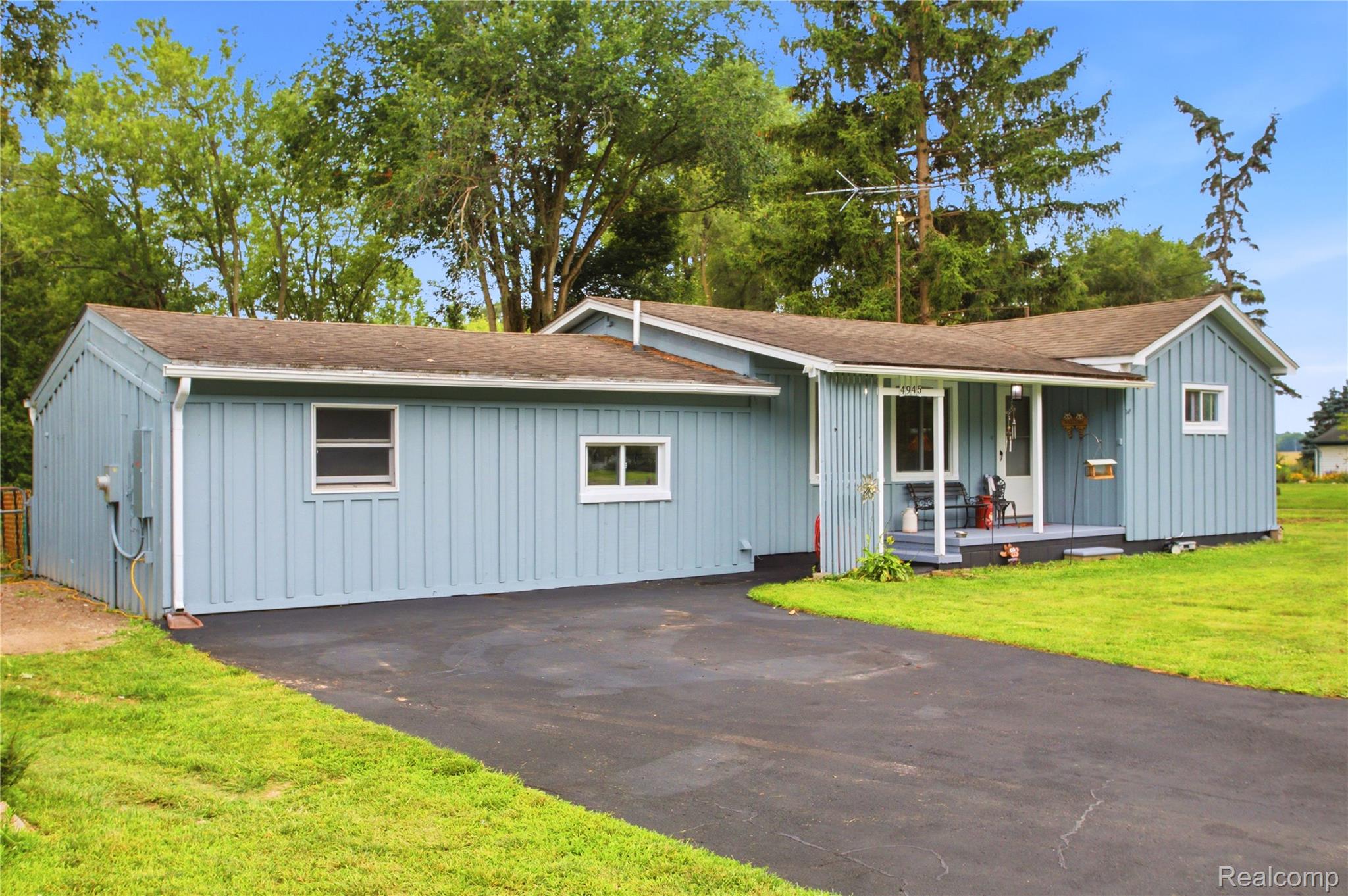 4945 Miller Road
