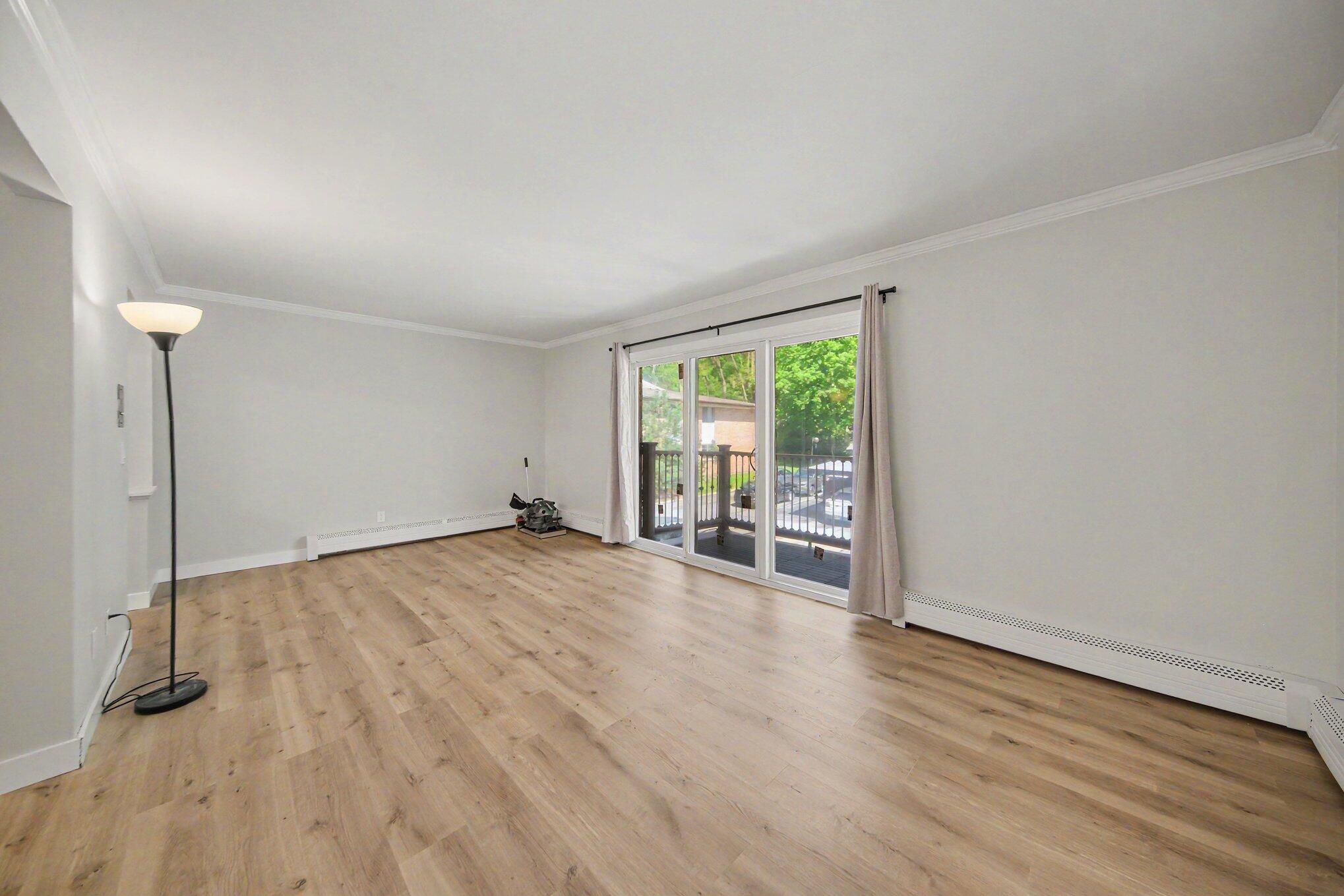 1261 Island Drive 201