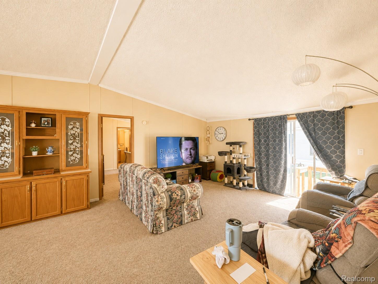 9192 Canyon Trail Drive