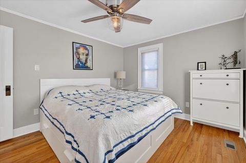 Tiny photo for 219 N Edison Avenue, Royal Oak City, MI 48067 (MLS # 81026009565)