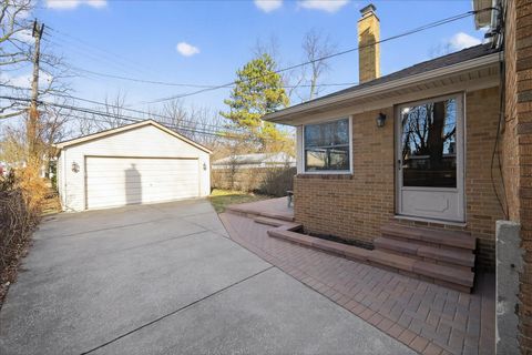 Tiny photo for 219 N Edison Avenue, Royal Oak City, MI 48067 (MLS # 81026009565)