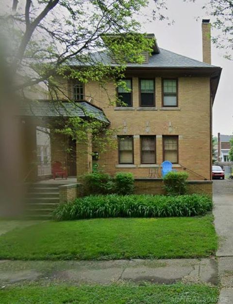 1022 Beaconsfield Avenue Grosse Pointe Park City MI 48230