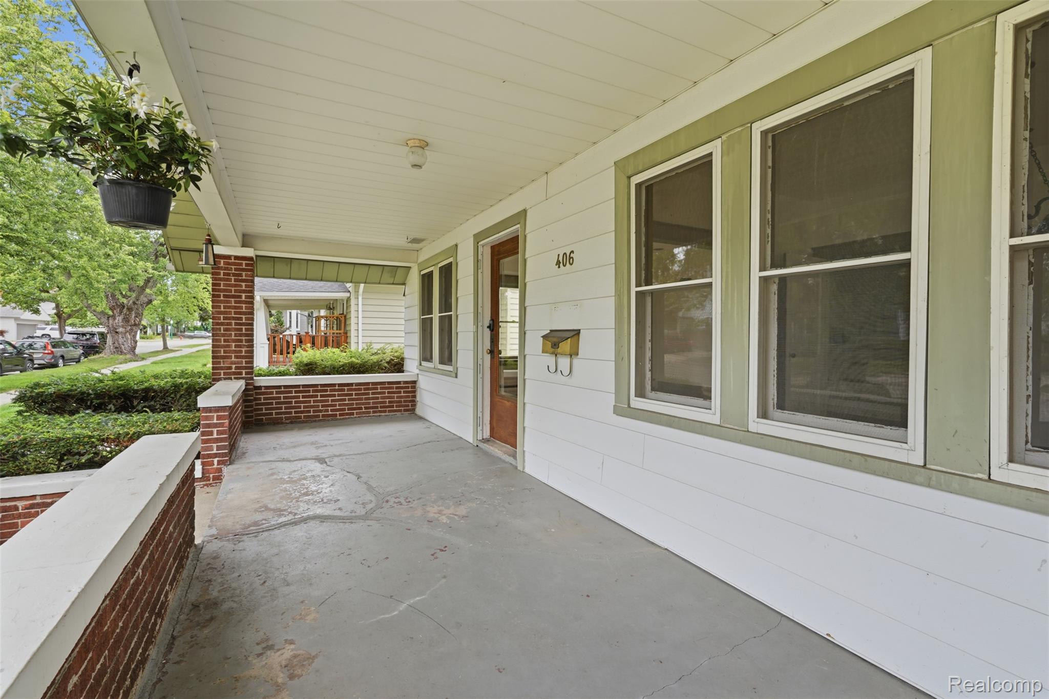 406 Wesley Street