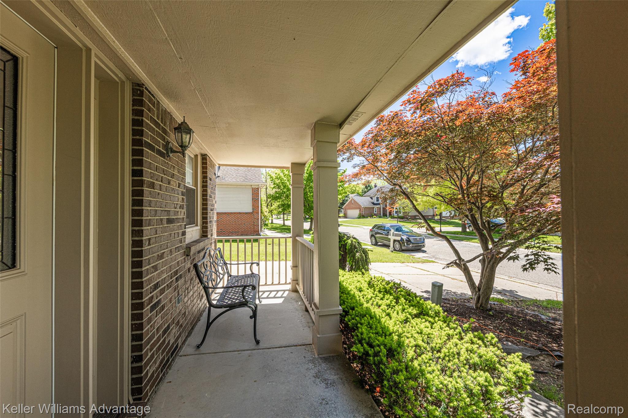 42900 Ledgeview Drive