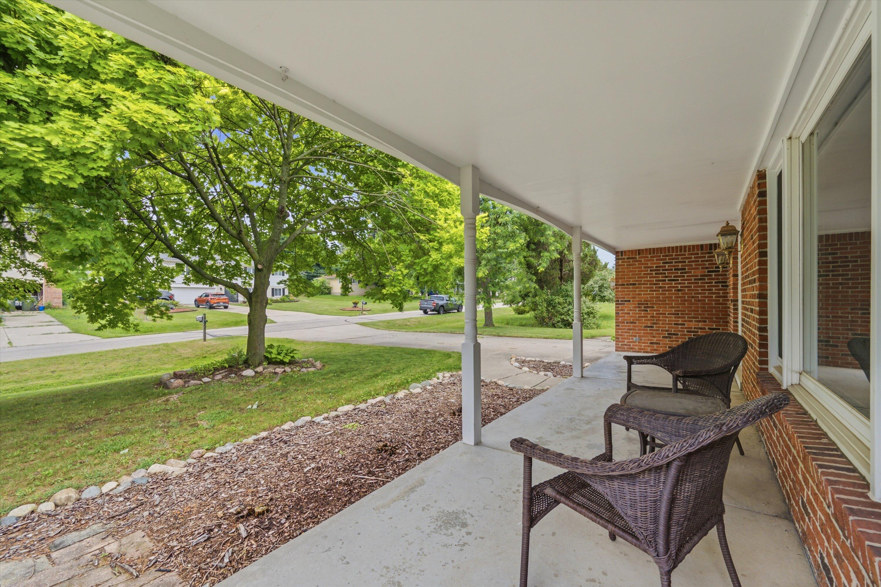 3919 Orchard View